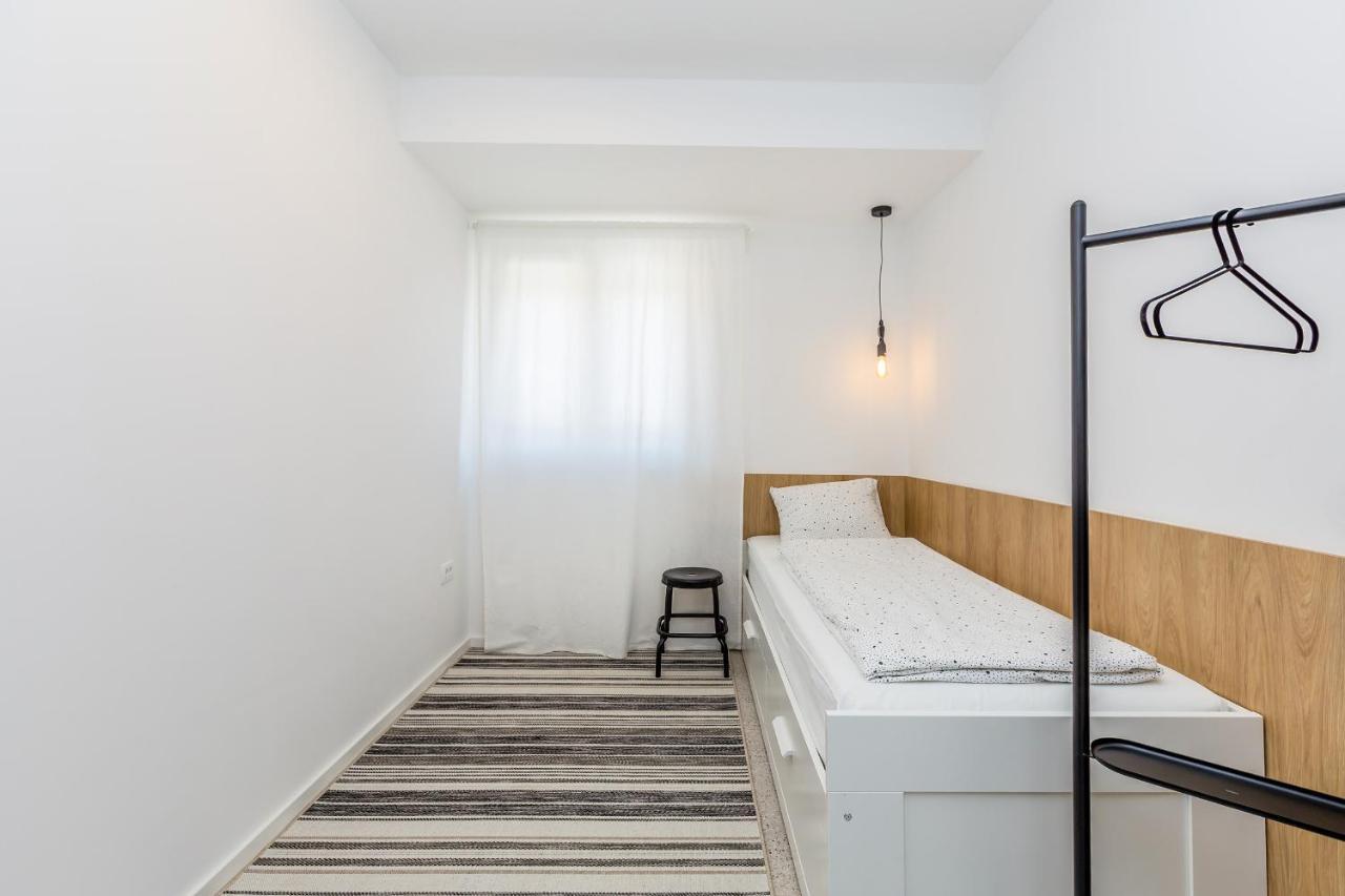 Apartment Laurus Salatic Екстер'єр фото