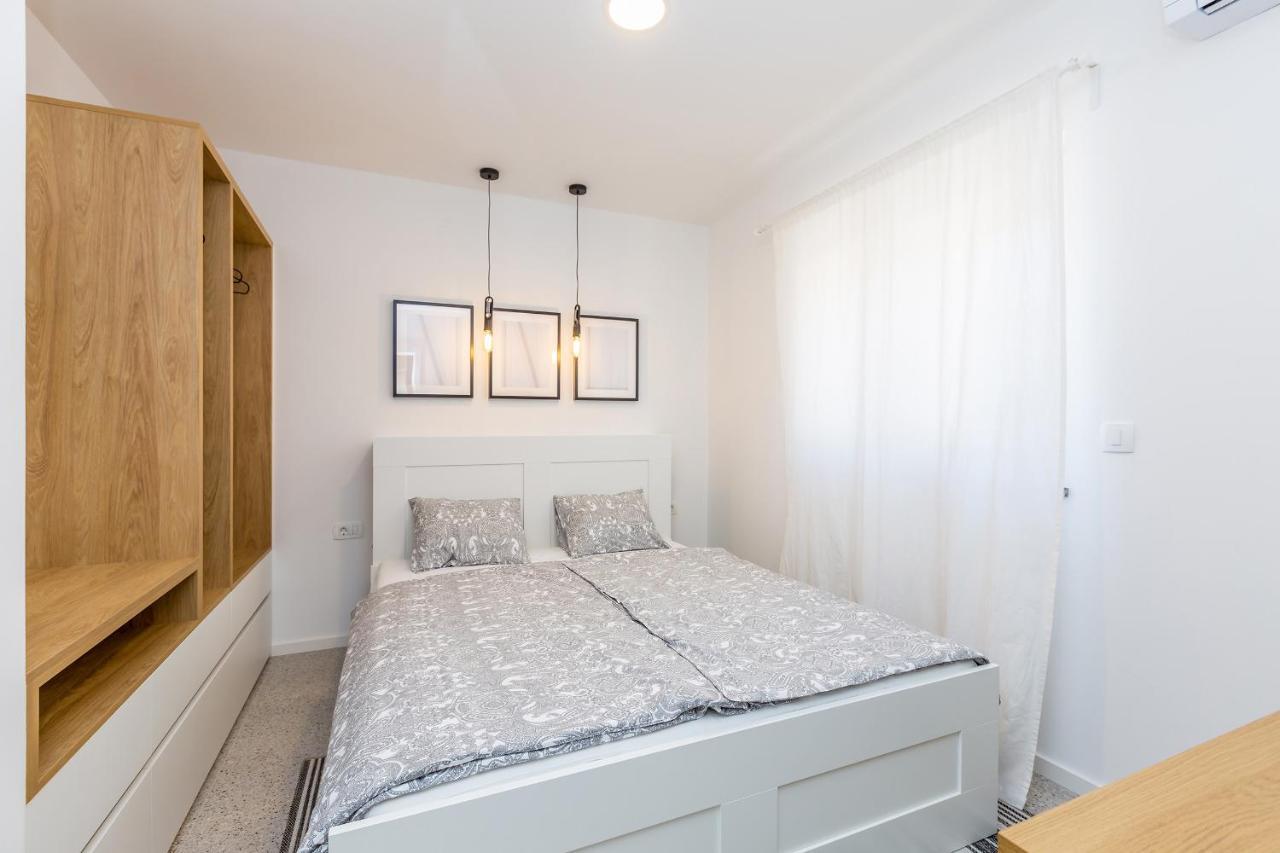 Apartment Laurus Salatic Екстер'єр фото